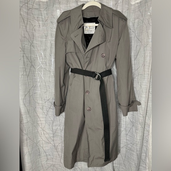 London Fog Trench Coat, 38 Reg; Vintage Trendy & Universal EUC - Picture 2 of 15